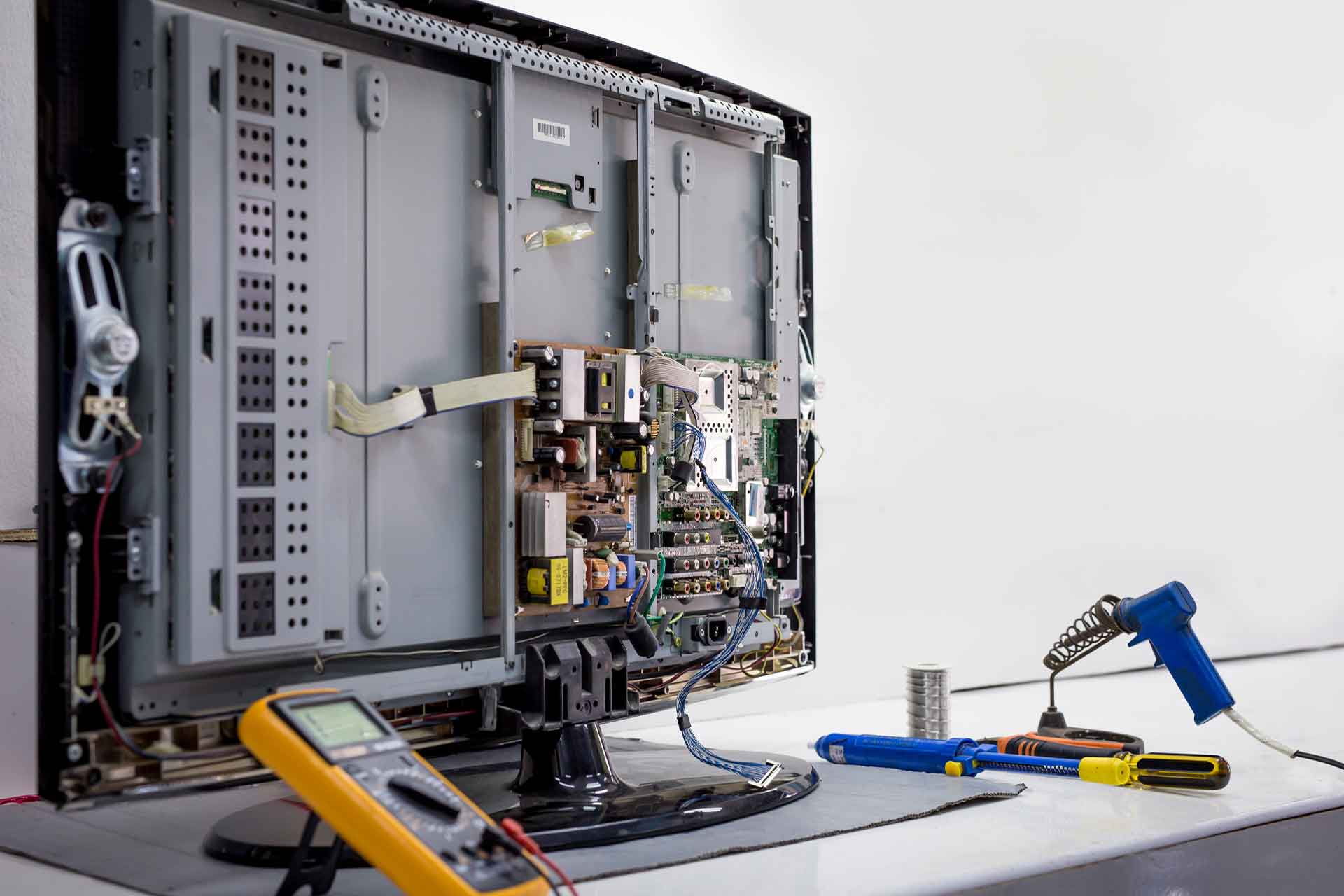 Güzelbahçe Televizyon Servisi Güzelbahçe TV tamiri görsel 2